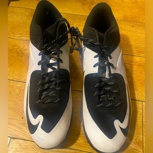 Nike mvp pregame model lunarlon edition athletic shoes training sneakers size 16